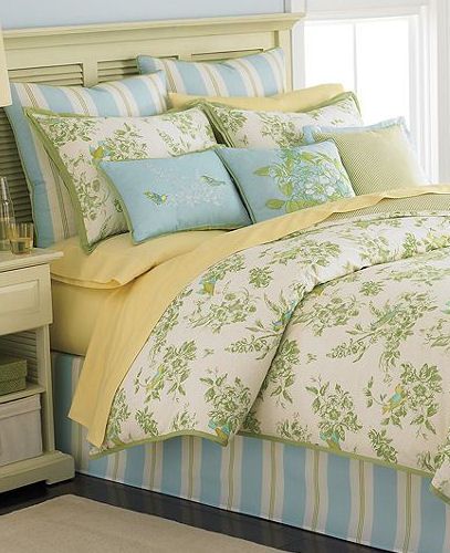 Martha Stewart Bluebird Gardens 4 Piece Twin Comforter Set