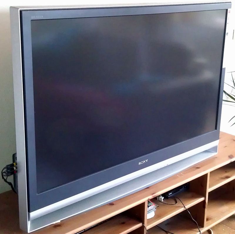 Sony, Bravia, KDF 50E2010 ,127 cm, (50 Zoll), HD LCD Fernseher, viele