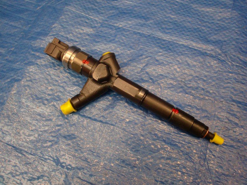 Injektor für Nissan X Trail 2.2 DCI T30 Denso AW402 AW4 (476)